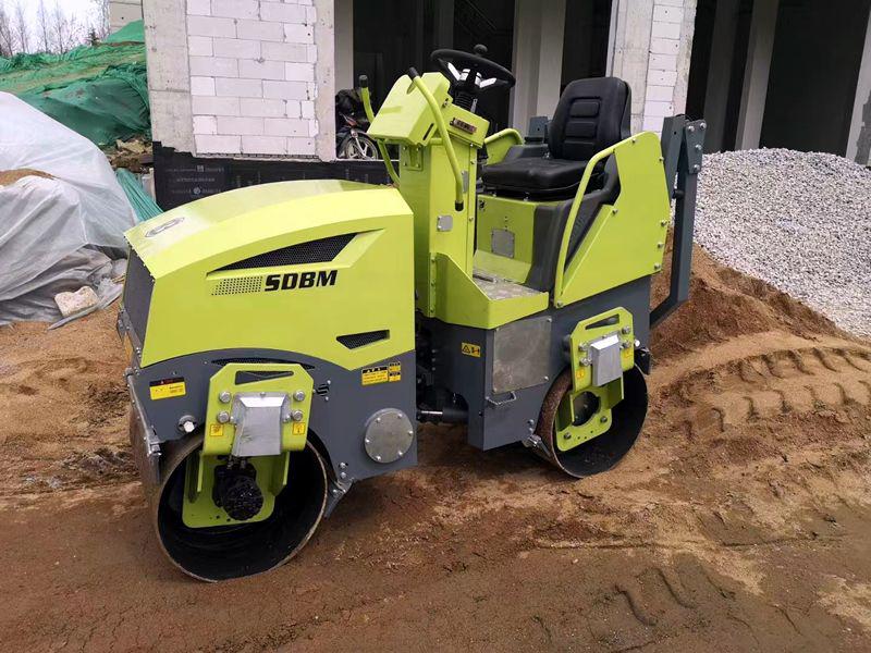 奔馬小型壓路機土方壓實、溝槽回填施工案例